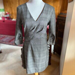 ZARA Basic Gray Glen Plaid Dress – M